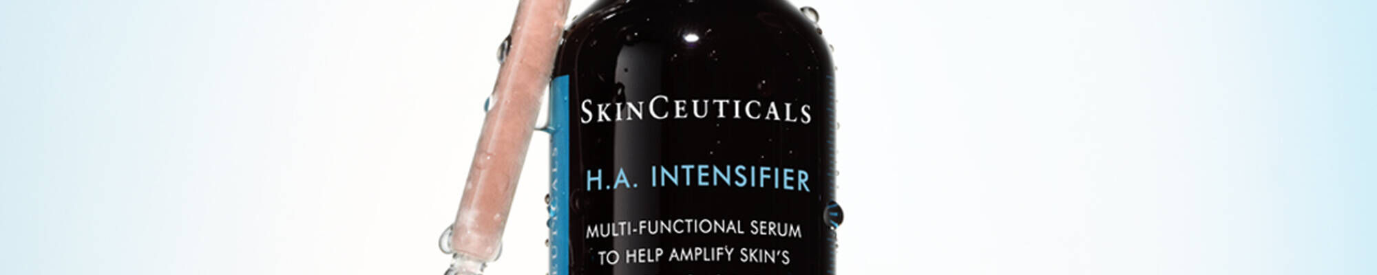 Flacon de serum H.A. Intensifier SkinCeuticals avec pipette.